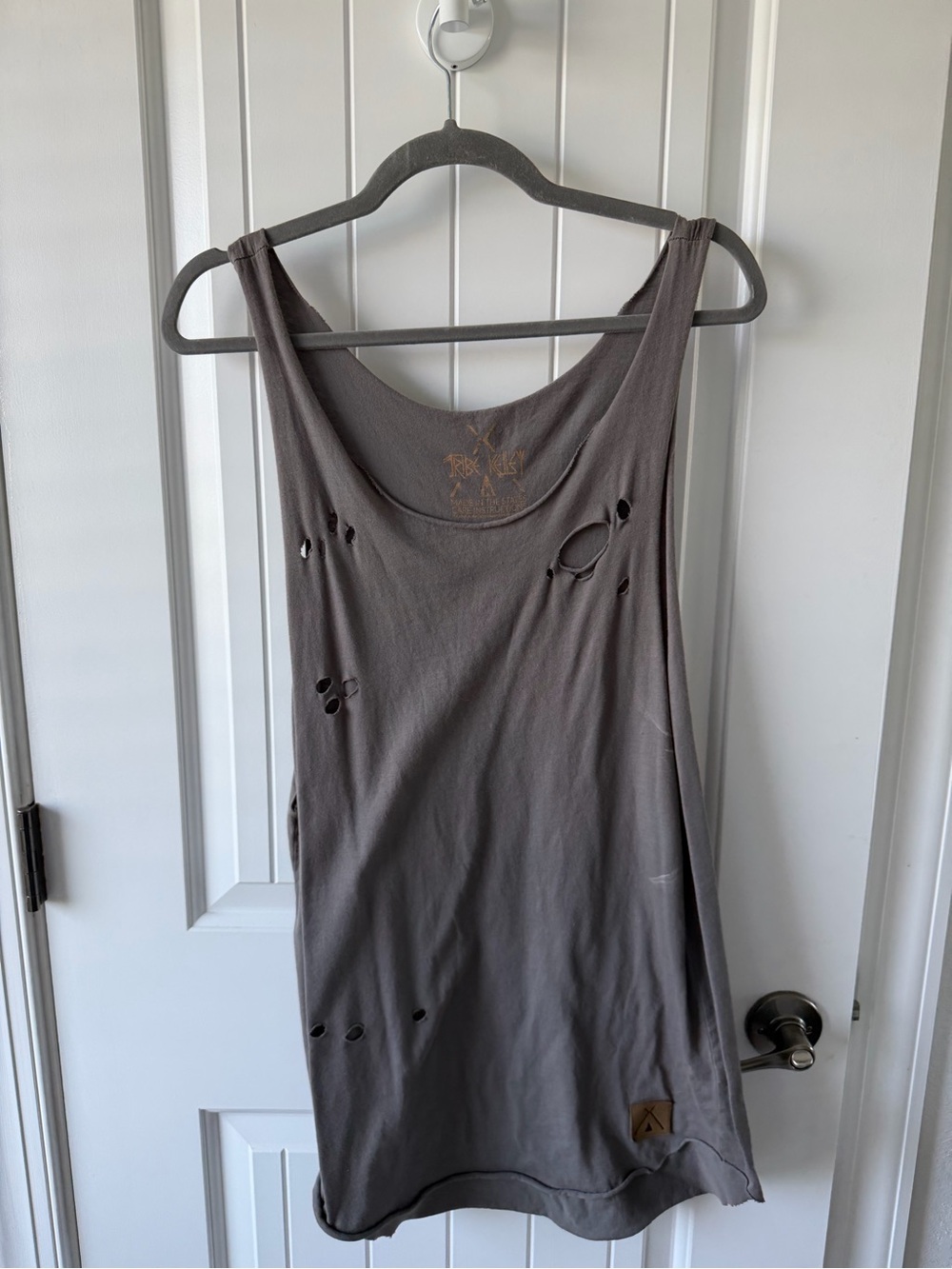 Tribe Kelley Men's Distressed Tank Top - Gray